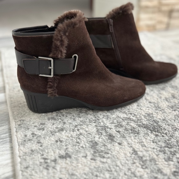 Aerosoles low zipUp boots - Picture 1 of 2